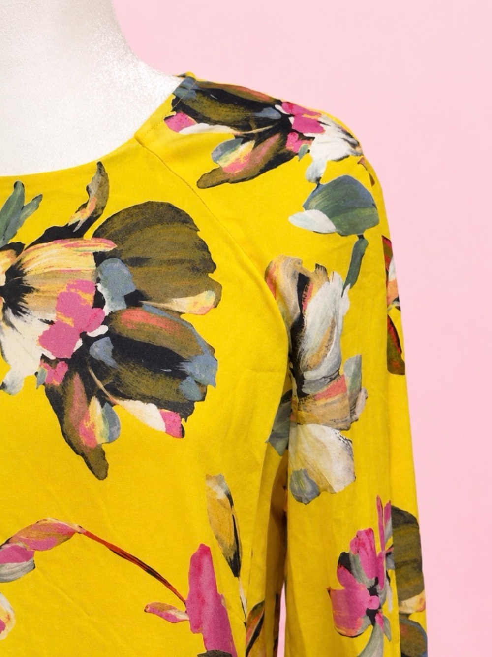 Gianni Bini Women’s Yellow Floral Dress - Picture 3 of 8